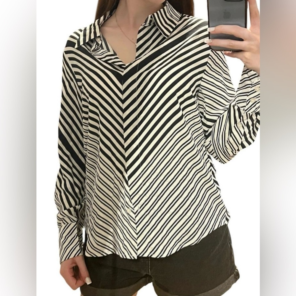Kim Rogers signature women’s size 1X button-down blouse, black and white striped